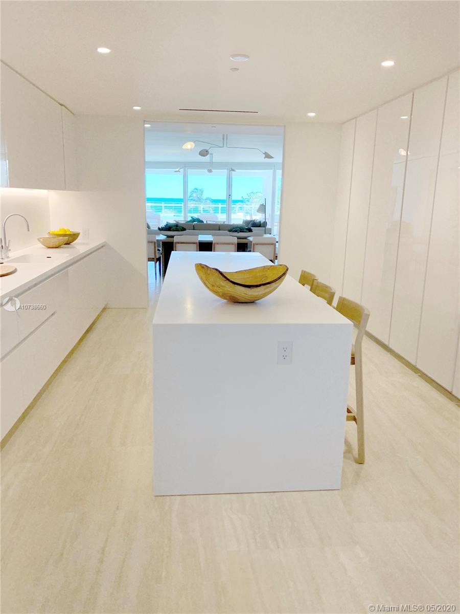 SURF CLUB CONDO - Residential