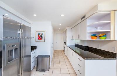 SANDS OF KEY BISCAYNE CON - Residential Lease