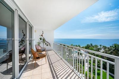 SANDS OF KEY BISCAYNE CON - Residential Lease