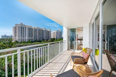 SANDS OF KEY BISCAYNE CON - Residential Lease