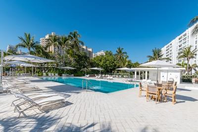 SANDS OF KEY BISCAYNE CON - Residential Lease