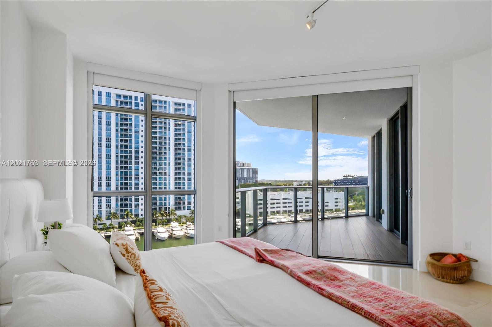 MARINA PALMS RESIDENCES N - Residential