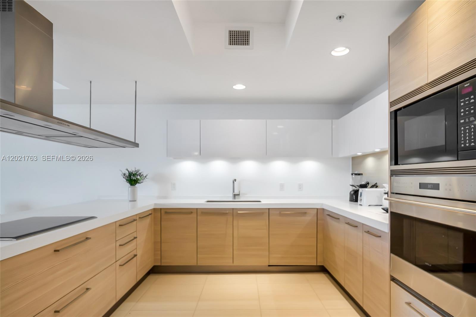 MARINA PALMS RESIDENCES N - Residential