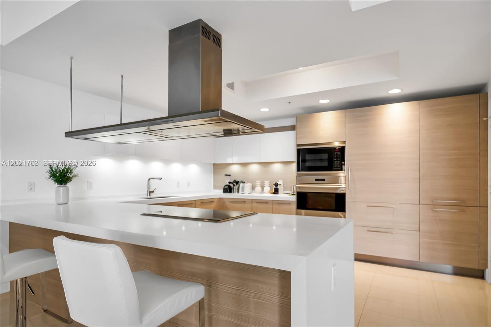 MARINA PALMS RESIDENCES N - Residential