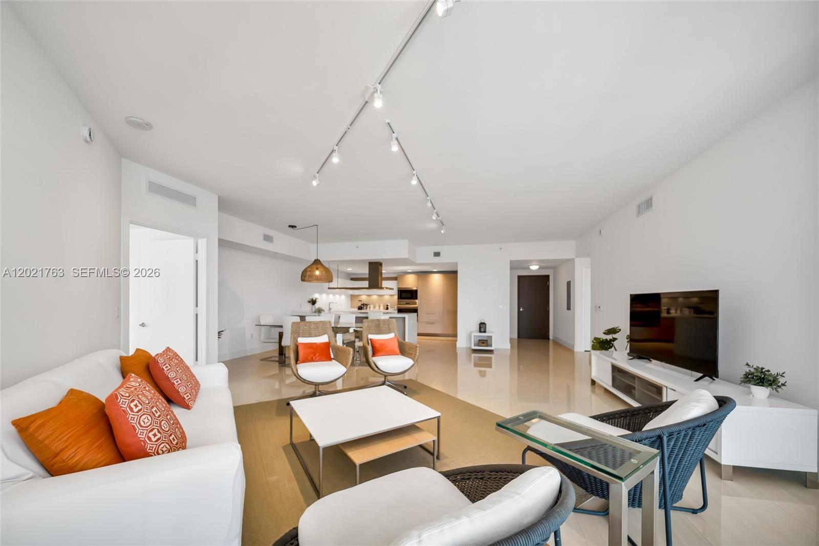 MARINA PALMS RESIDENCES N - Residential