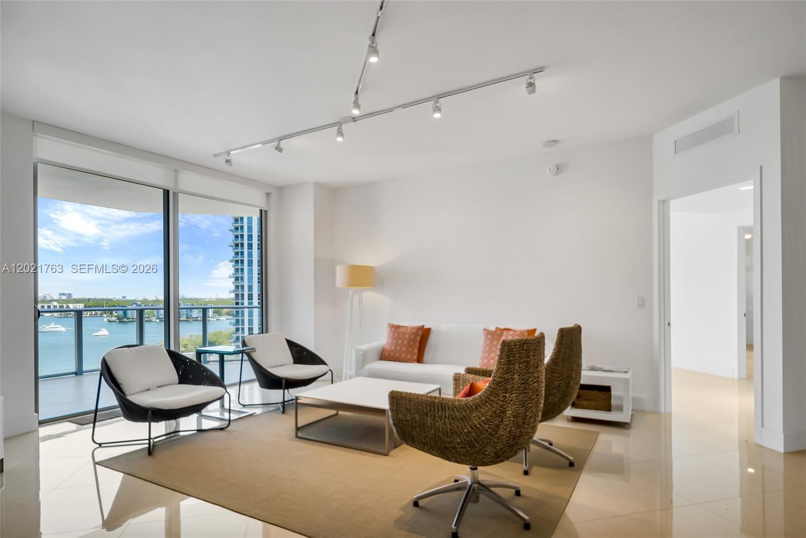 MARINA PALMS RESIDENCES N - Residential