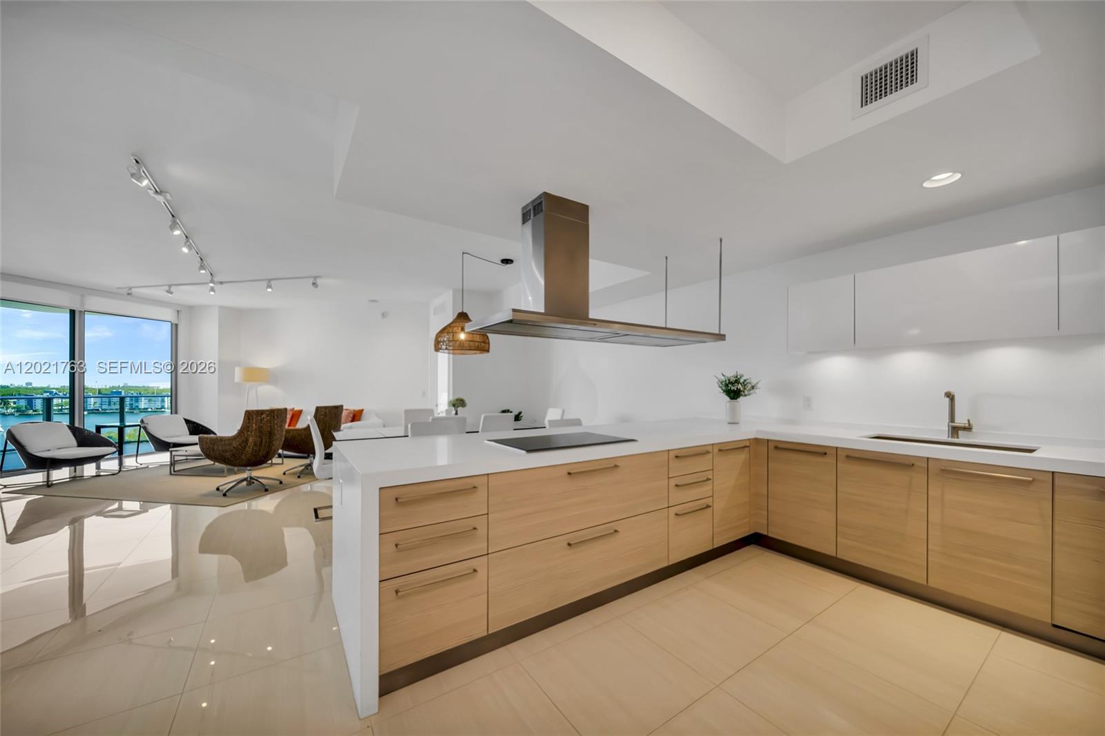 MARINA PALMS RESIDENCES N - Residential