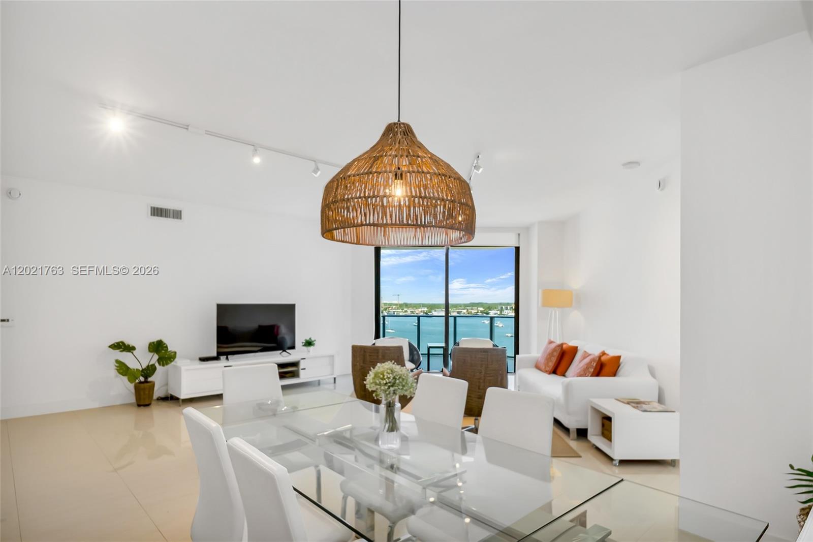 MARINA PALMS RESIDENCES N - Residential