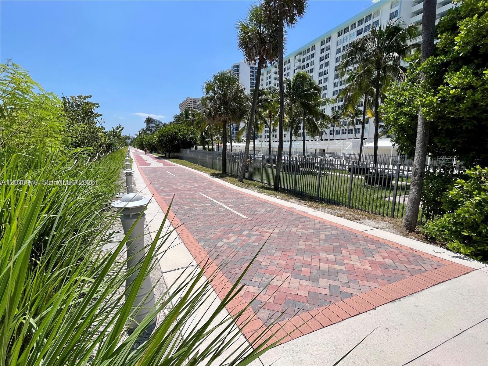 TRITON TOWER CONDO - Residential