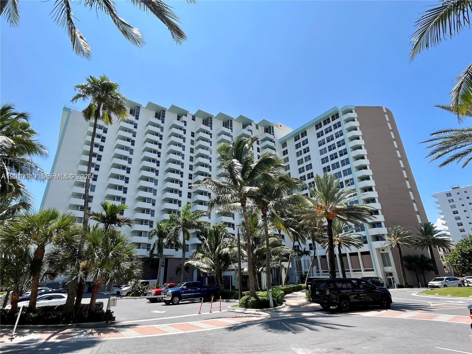 TRITON TOWER CONDO - Residential