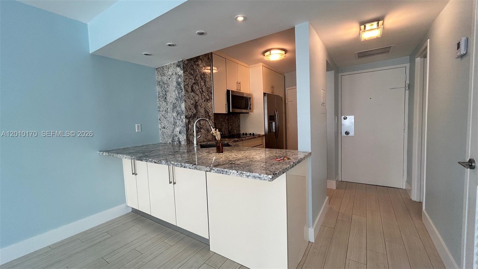 TRITON TOWER CONDO - Residential