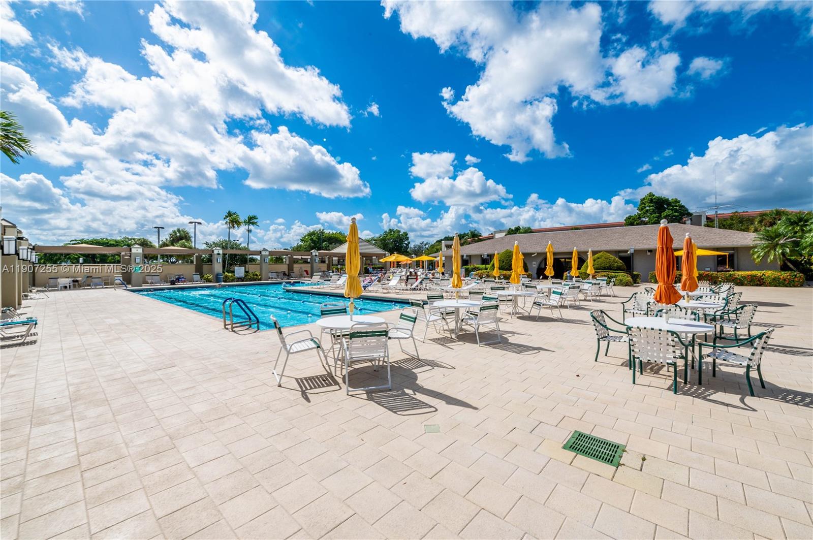 LUCAYA VILLAGE 2-E CONDO - Residential