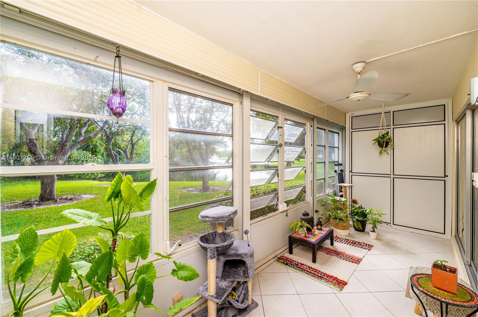 LUCAYA VILLAGE 2-E CONDO - Residential