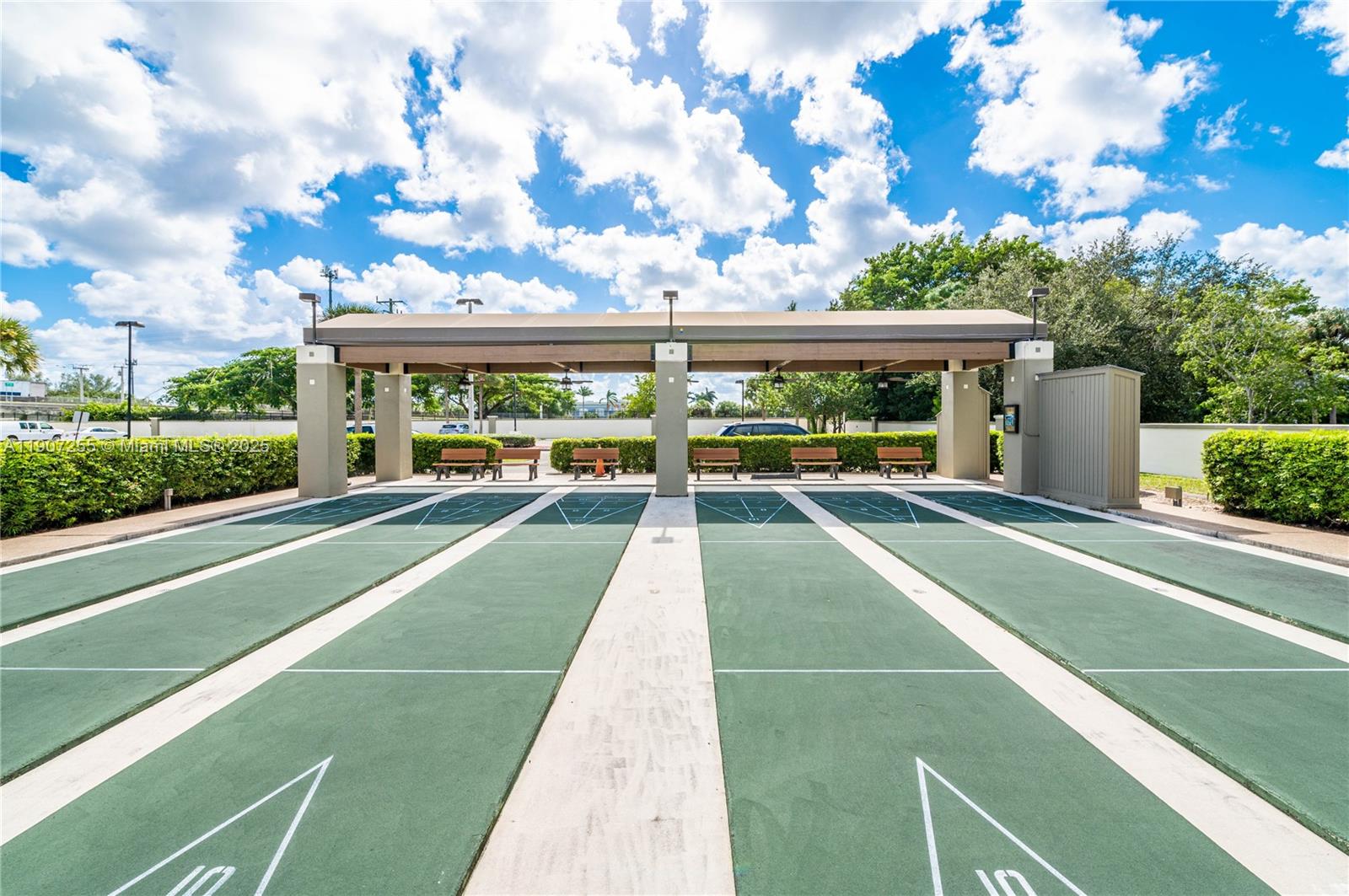 LUCAYA VILLAGE 2-E CONDO - Residential