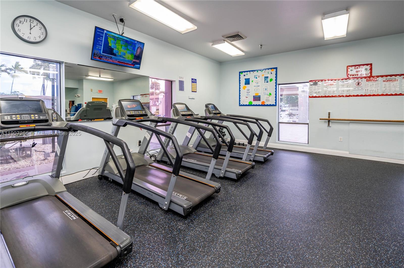 LUCAYA VILLAGE 2-E CONDO - Residential