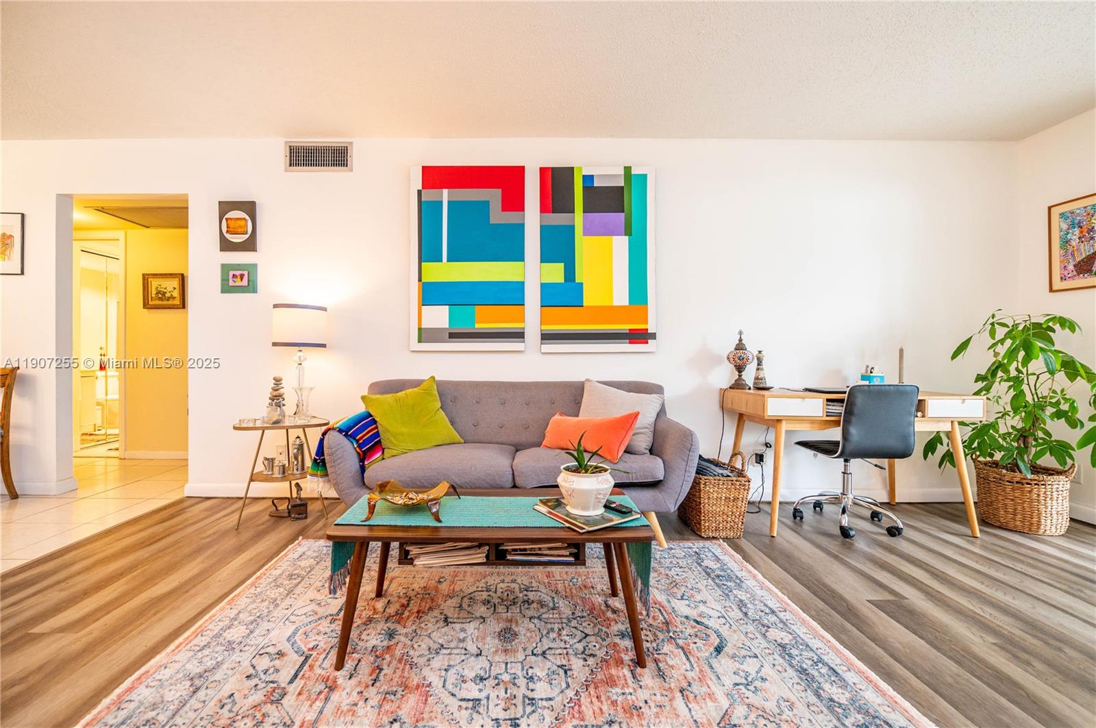 LUCAYA VILLAGE 2-E CONDO - Residential