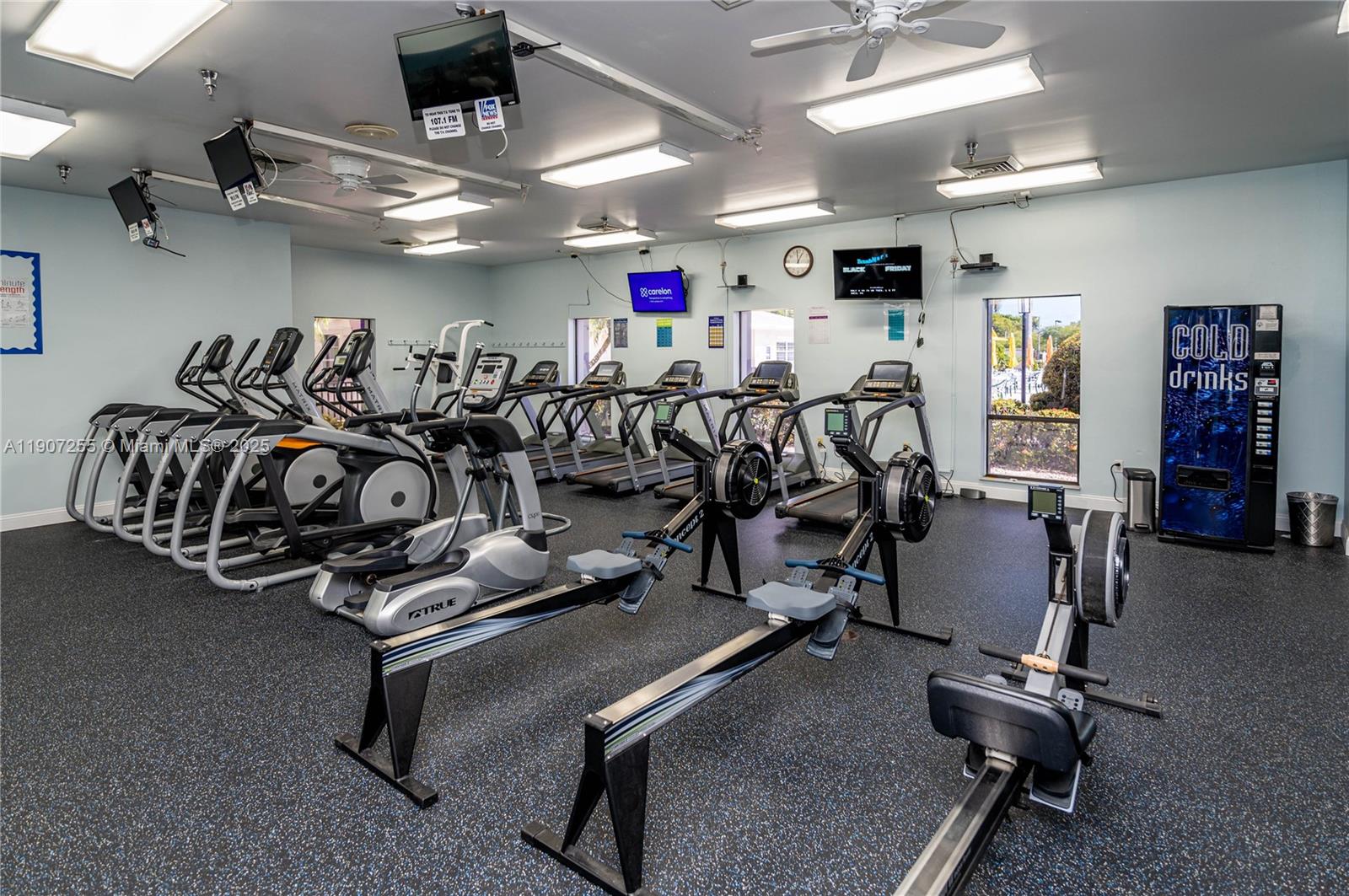 LUCAYA VILLAGE 2-E CONDO - Residential