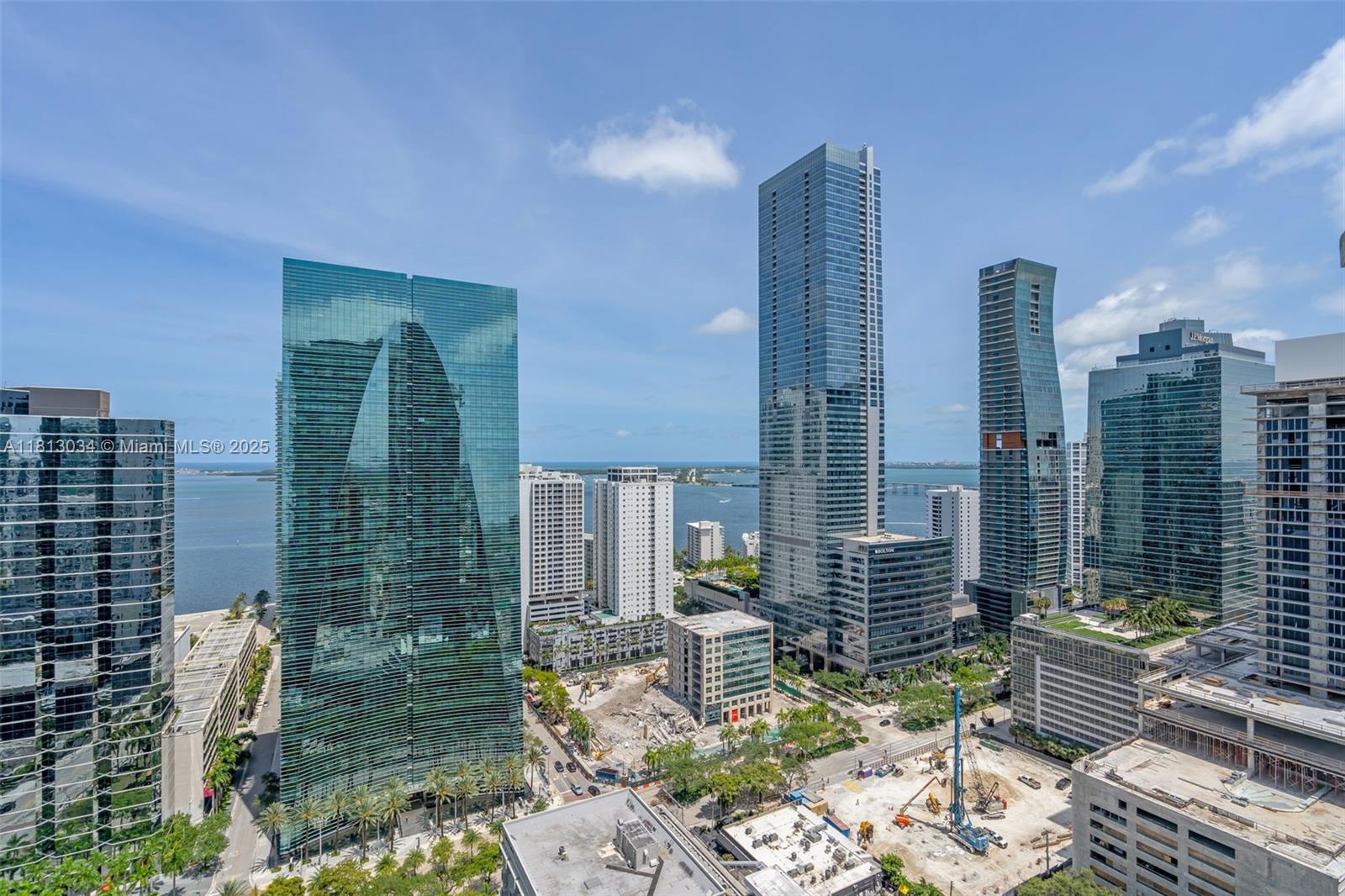 1300 S Miami Ave 2902