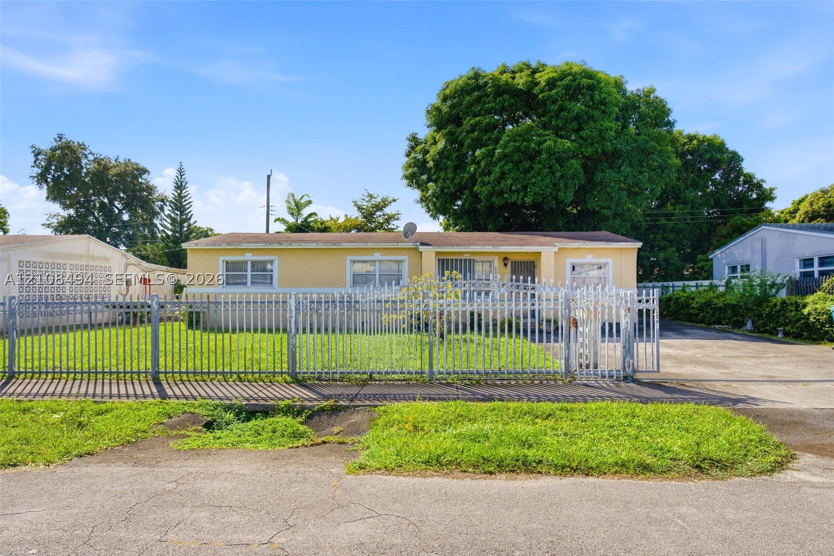 6940 NW 28th Ave