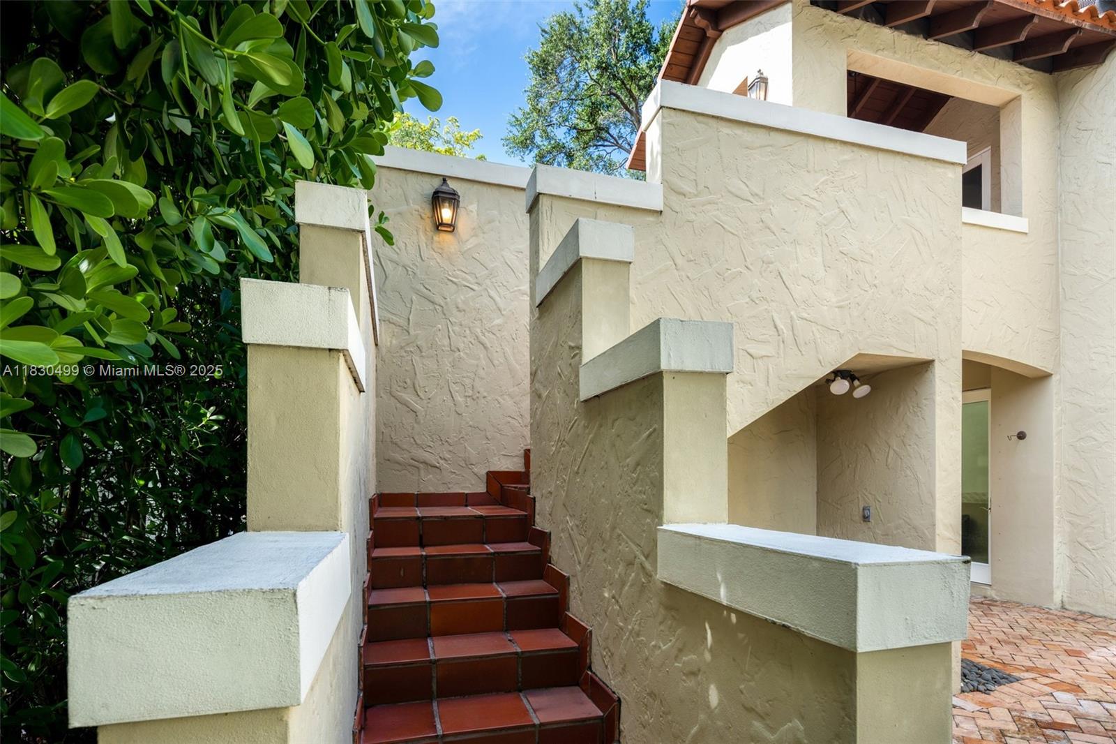 440 Rosaro Ave