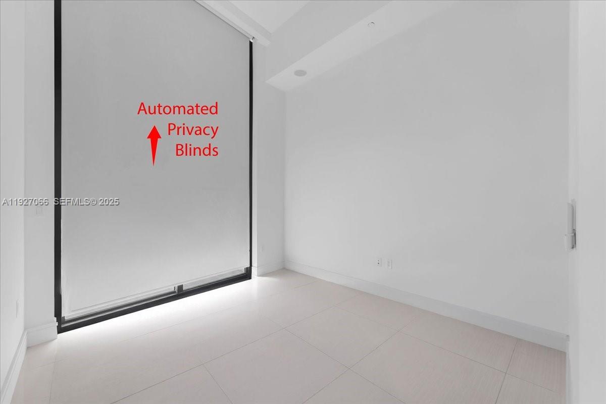 ECHO CONDO - Residential