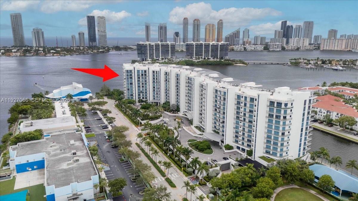 ECHO CONDO - Residential