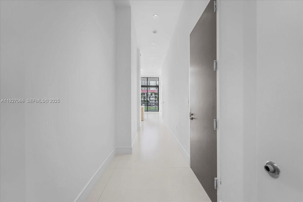 ECHO CONDO - Residential