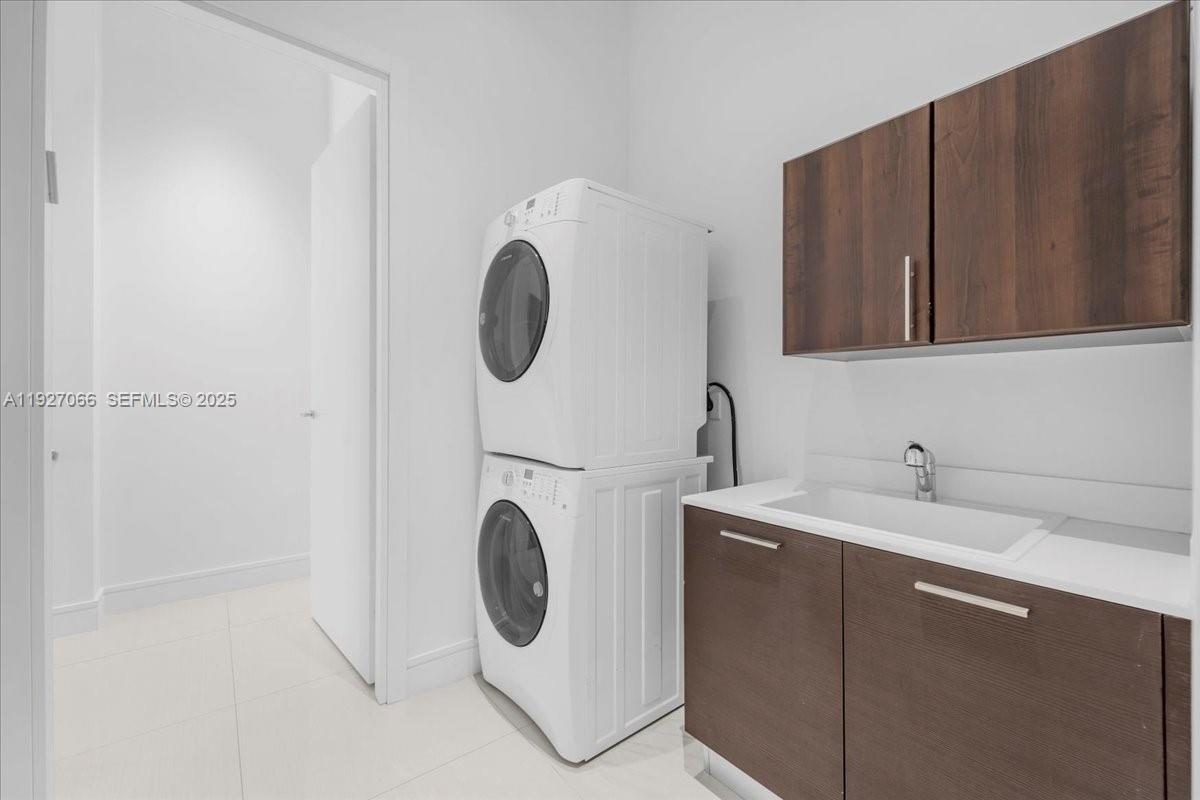 ECHO CONDO - Residential