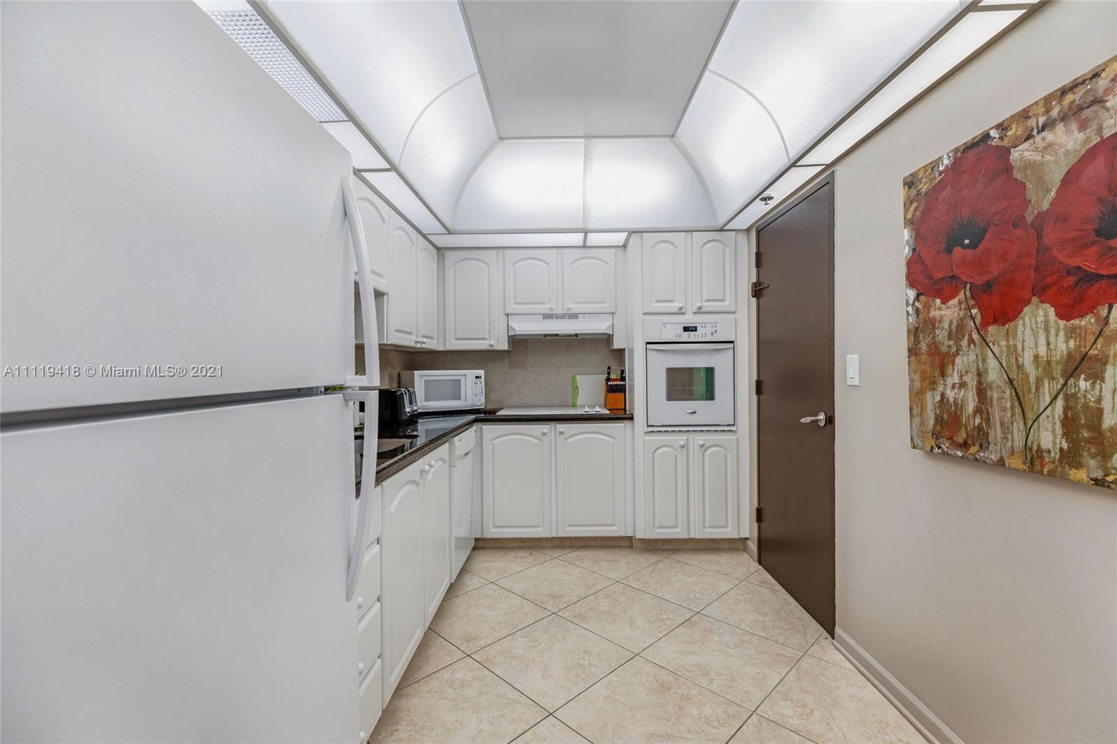 TIDES ON HOLLYWOOD BEACH - Residential