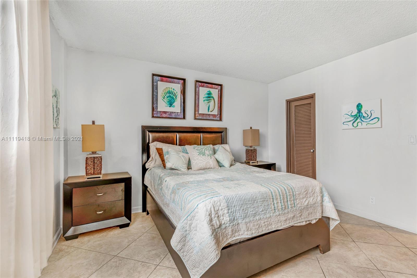 TIDES ON HOLLYWOOD BEACH - Residential