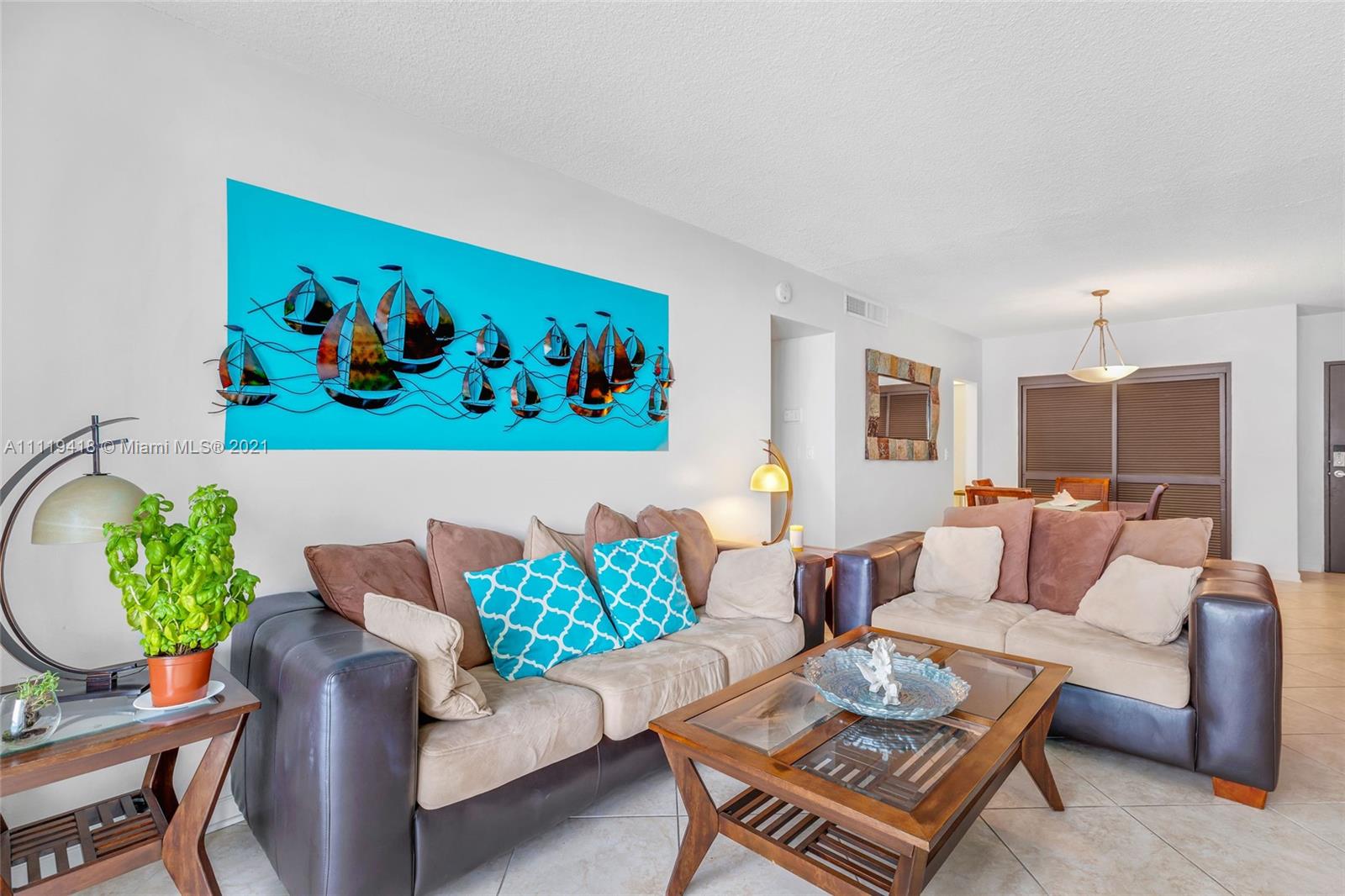 TIDES ON HOLLYWOOD BEACH - Residential