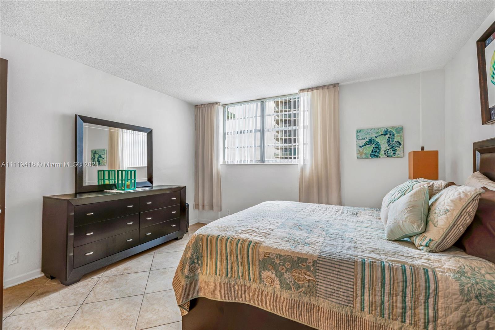 TIDES ON HOLLYWOOD BEACH - Residential