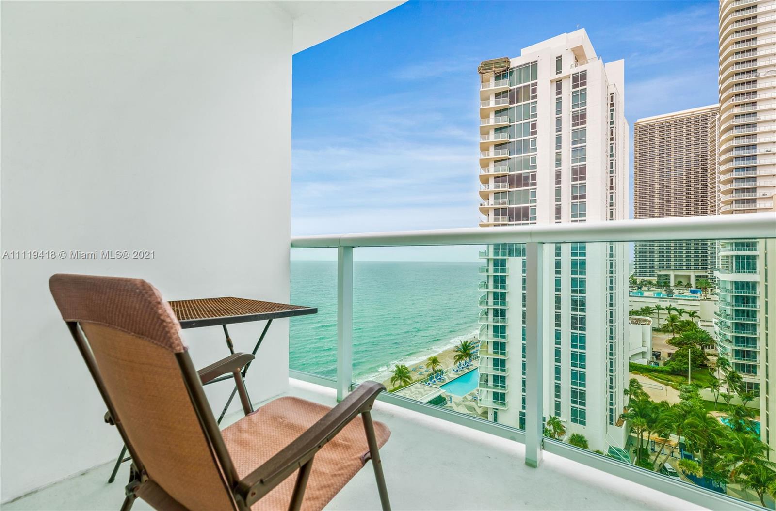 TIDES ON HOLLYWOOD BEACH - Residential