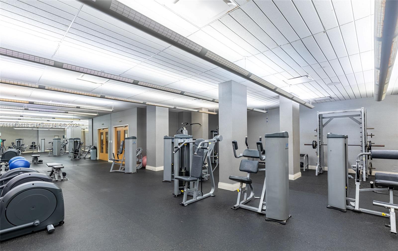 TIDES ON HOLLYWOOD BEACH - Residential