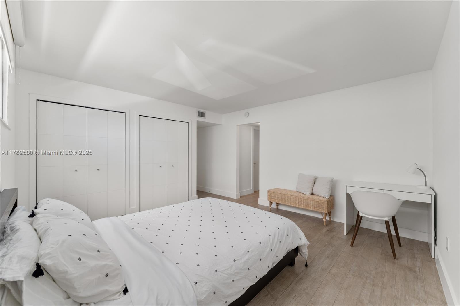 THE SURF CONDO - Residential