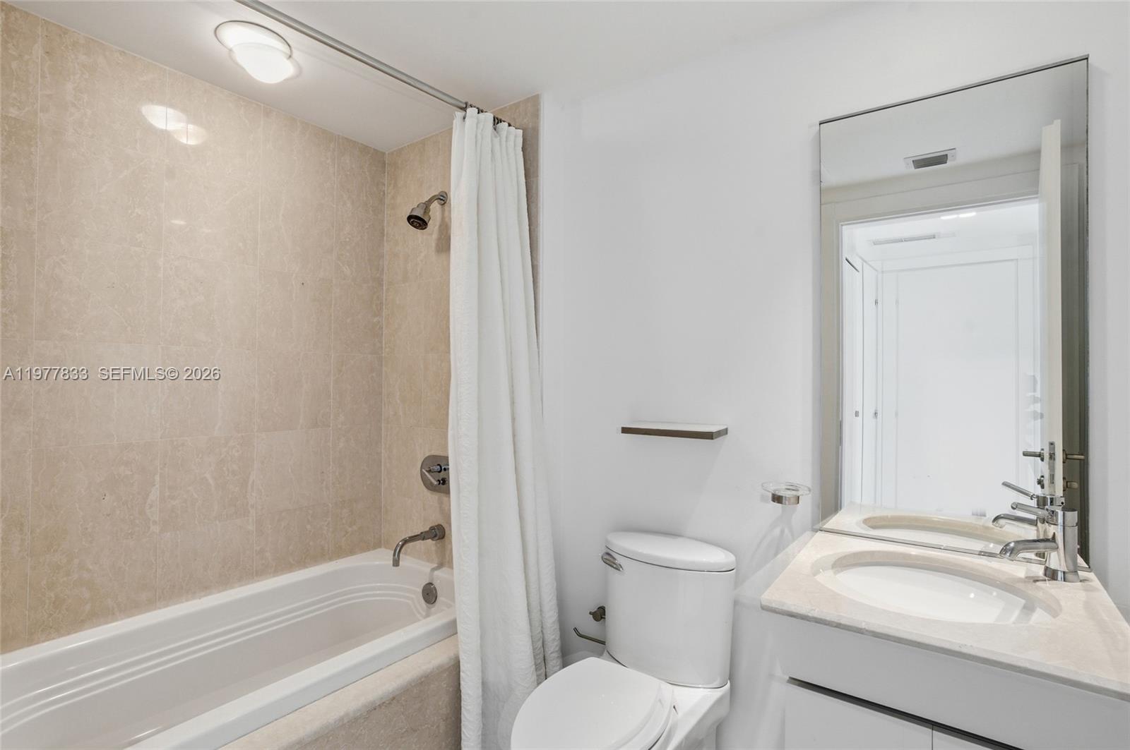 GROVENOR HOUSE CONDO - Residential