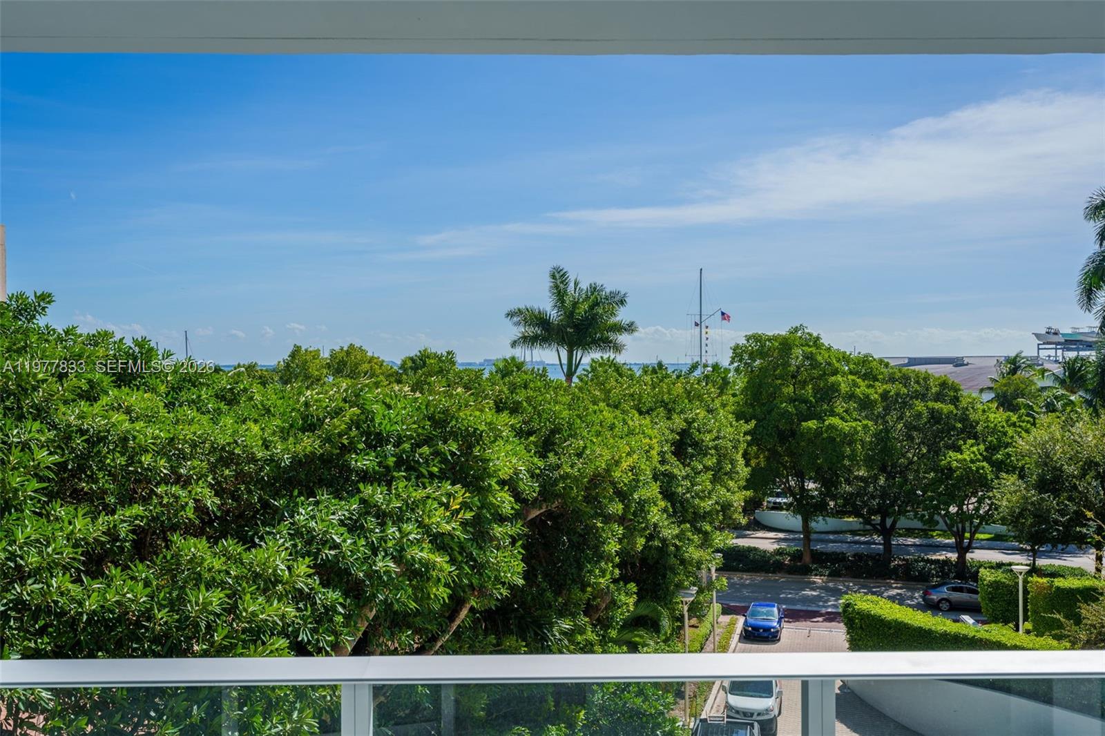 GROVENOR HOUSE CONDO - Residential