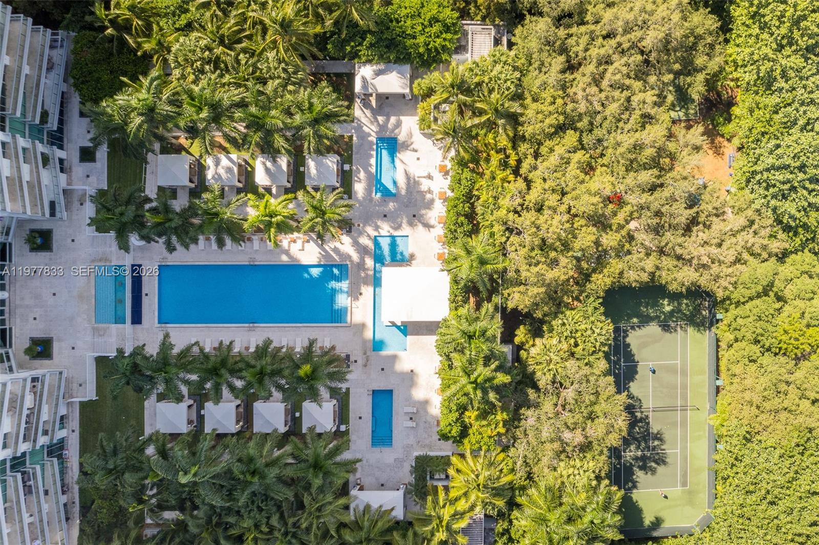 GROVENOR HOUSE CONDO - Residential