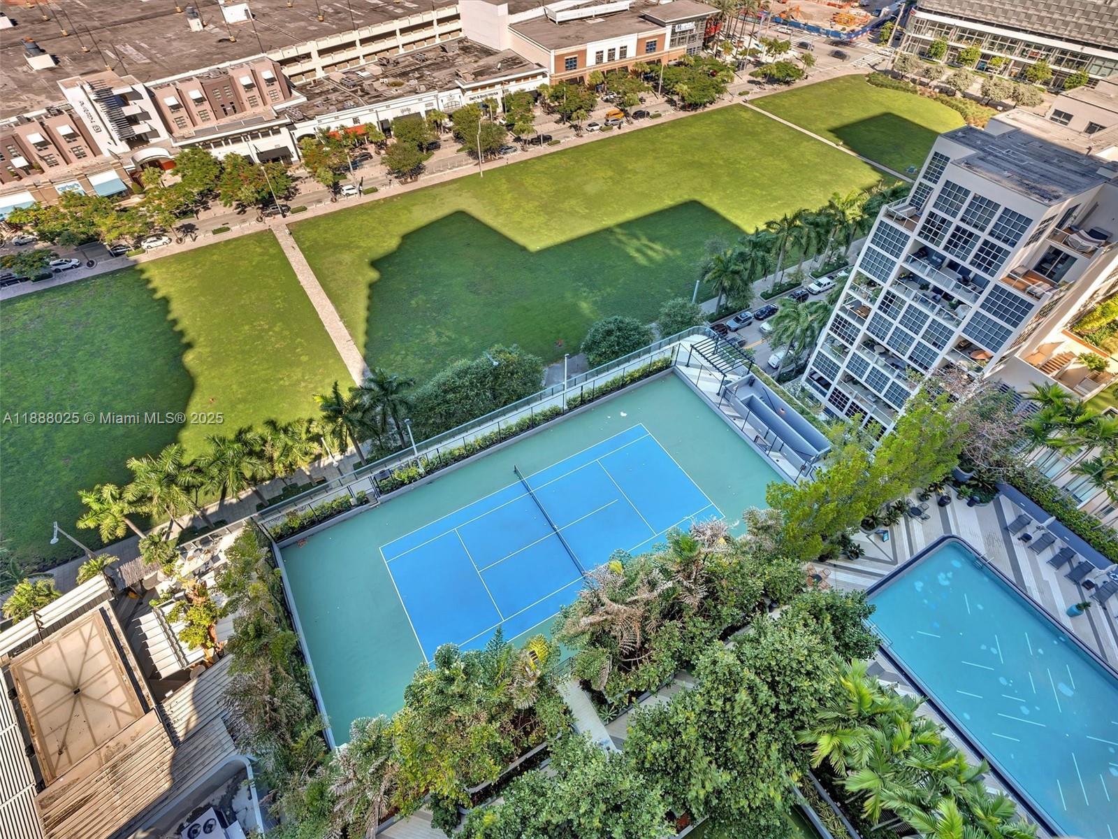 3401 MIDTOWN CONDO - Residential Lease