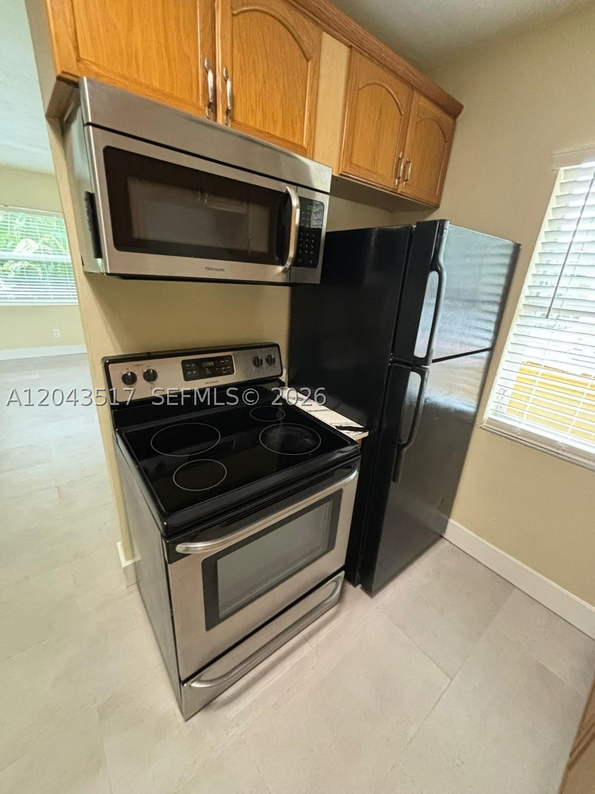 2301 NE 6th Ave 204