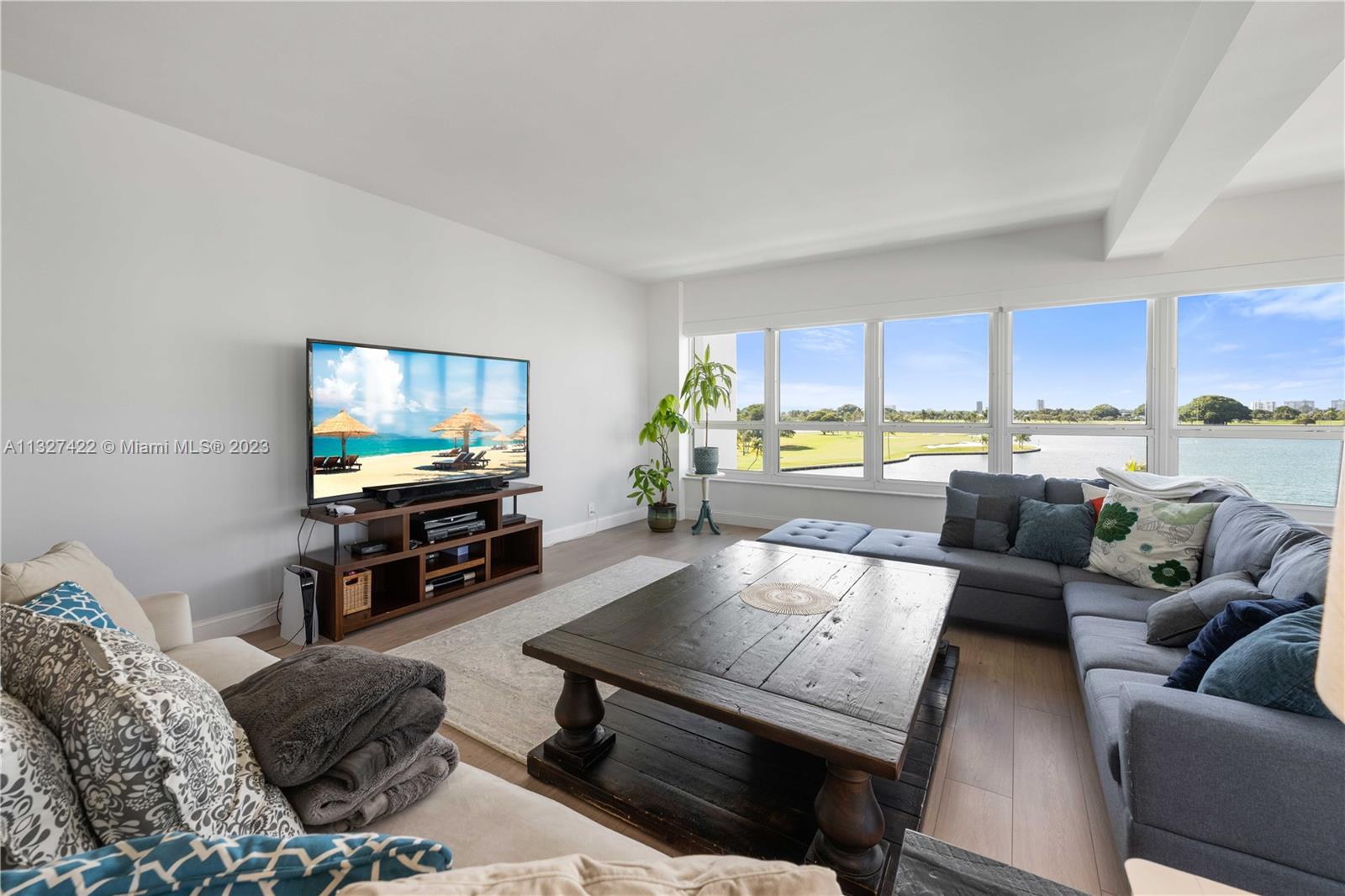 BLAIR HOUSE CONDO - WEST - Residential