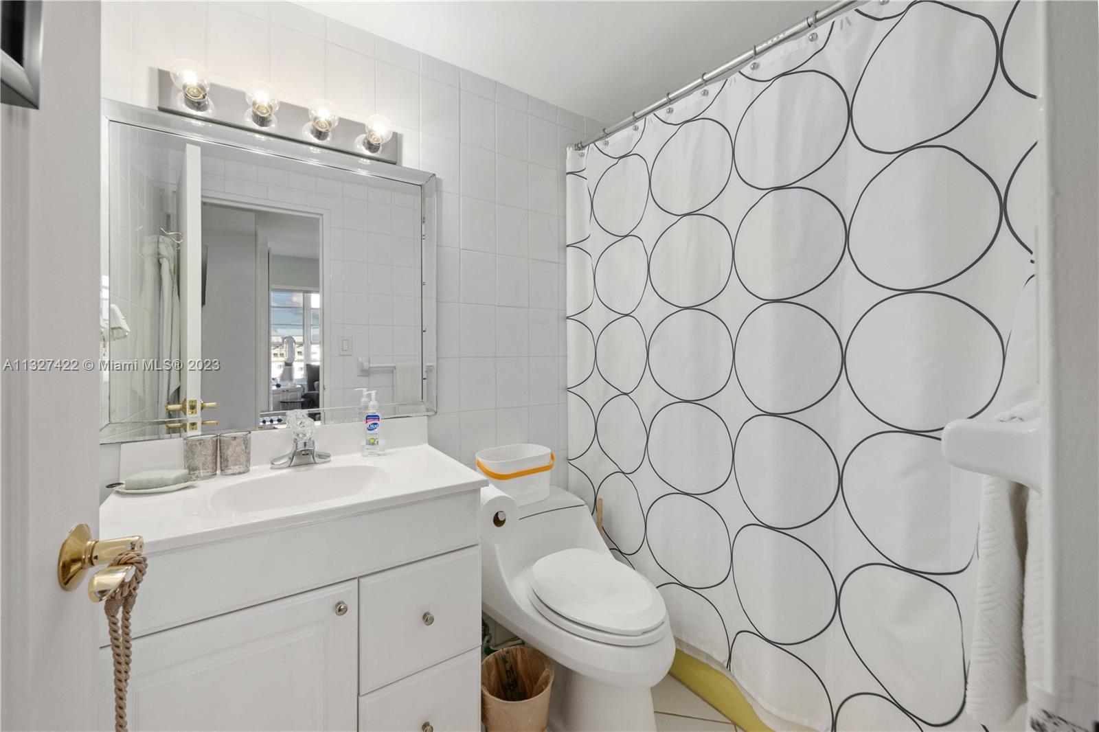 BLAIR HOUSE CONDO - WEST - Residential