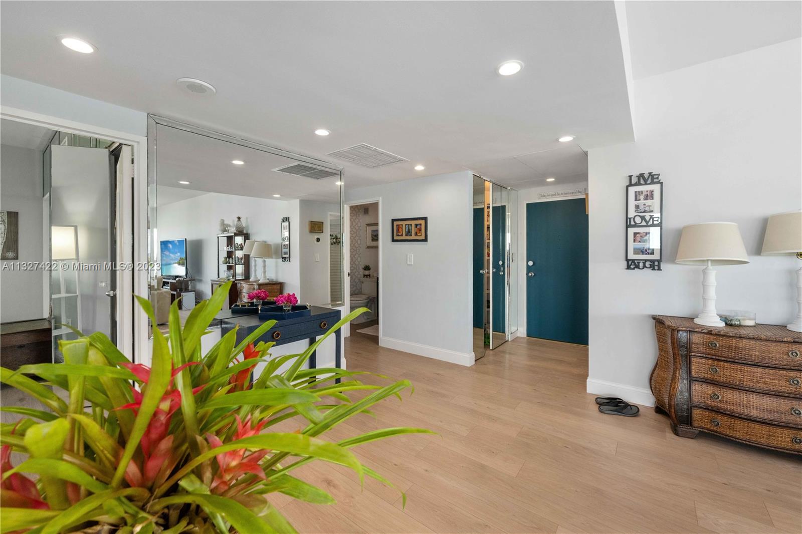 BLAIR HOUSE CONDO - WEST - Residential