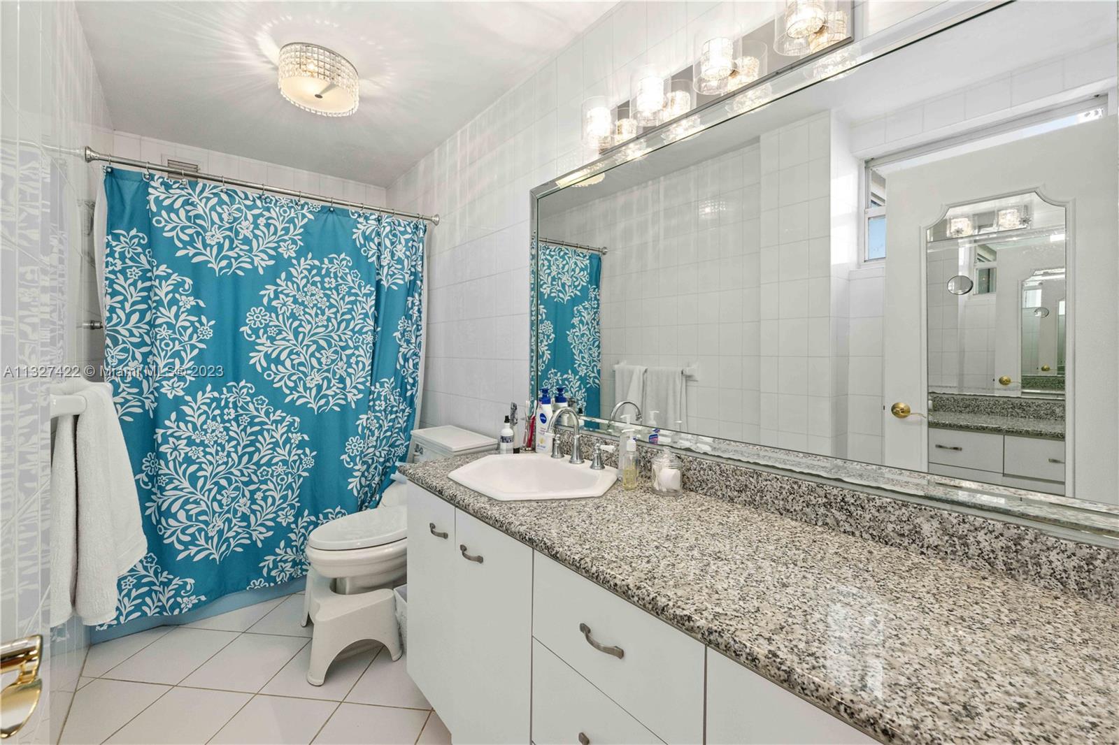 BLAIR HOUSE CONDO - WEST - Residential