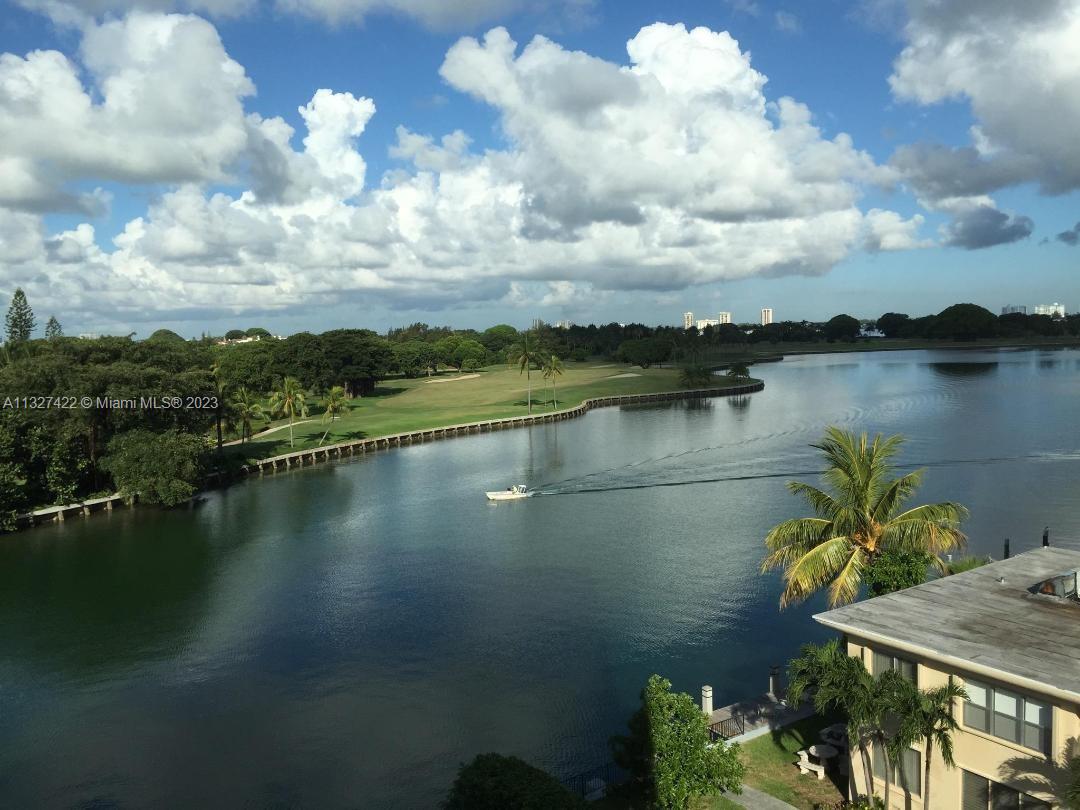 BLAIR HOUSE CONDO - WEST - Residential