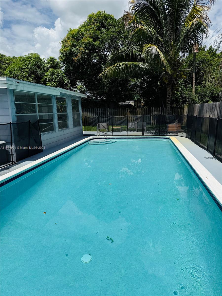 SUNRISE GOLF VILLAGE - Residential Lease