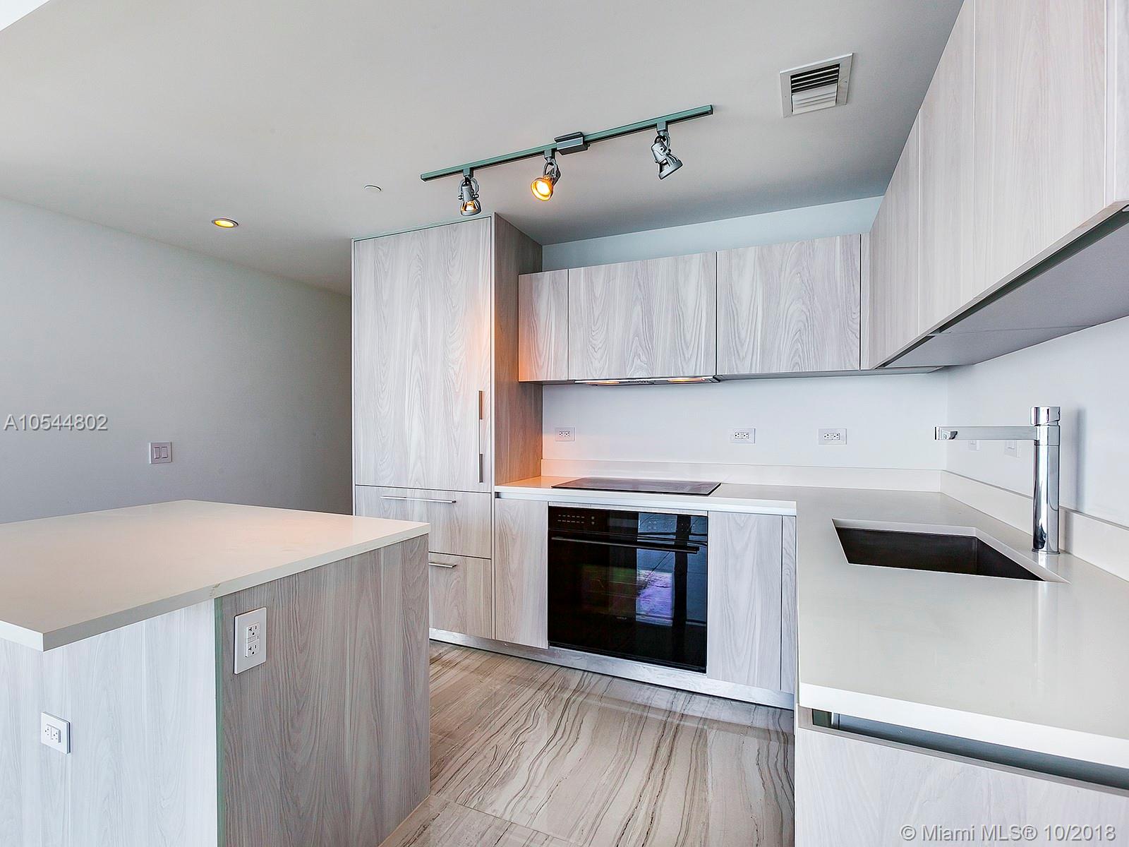 ONE PARAISO CONDO - Residential