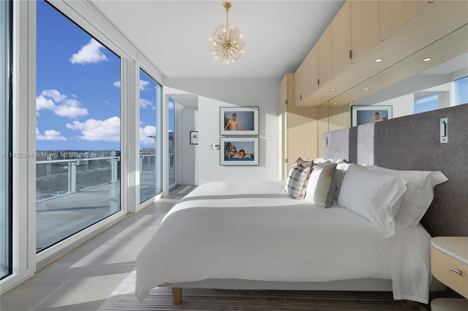 SURF CLUB CONDO - Residential