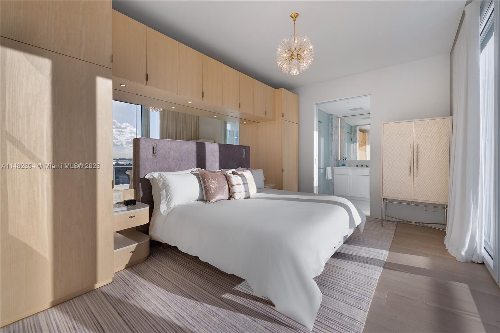 SURF CLUB CONDO - Residential