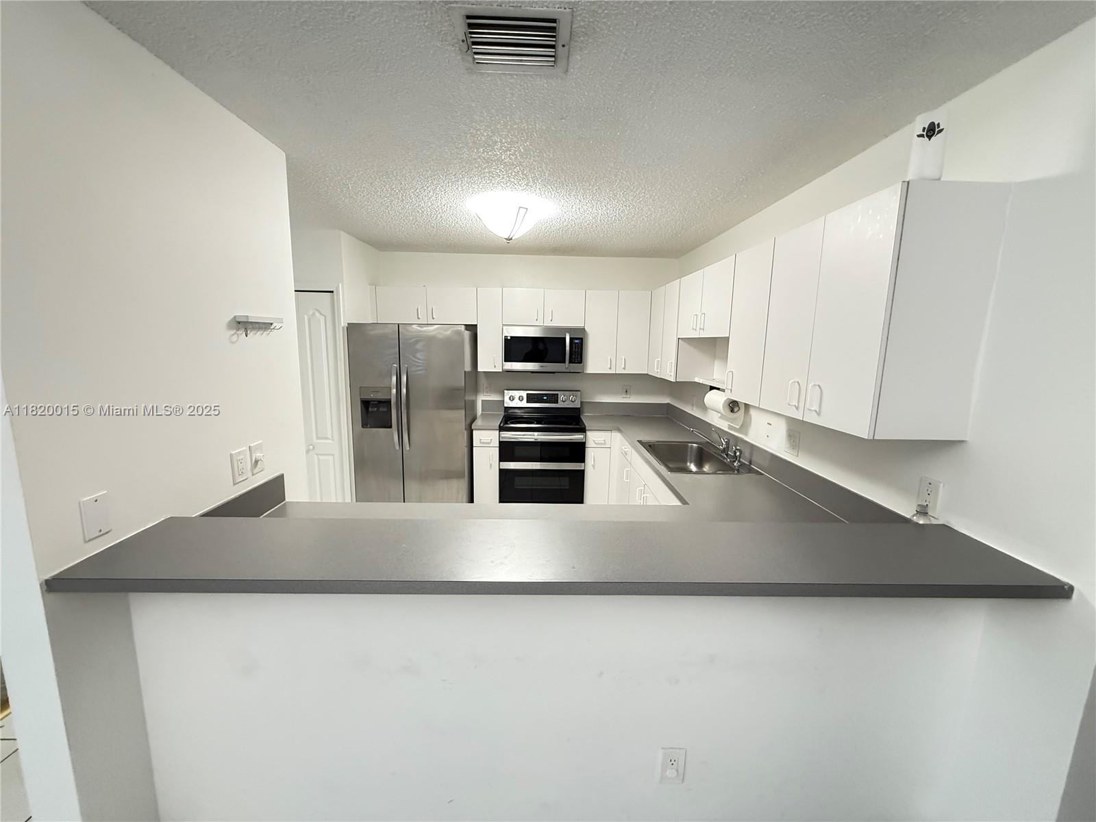 CHANTE-CLARE - Residential